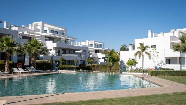 Cortijo Del Golf-1 (Apartments and penthouses for sale in Estepona)